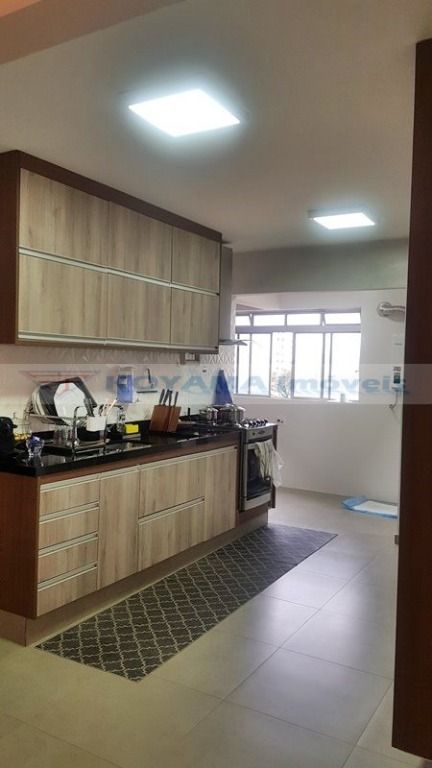 Apartamento à venda com 3 quartos, 105m² - Foto 30