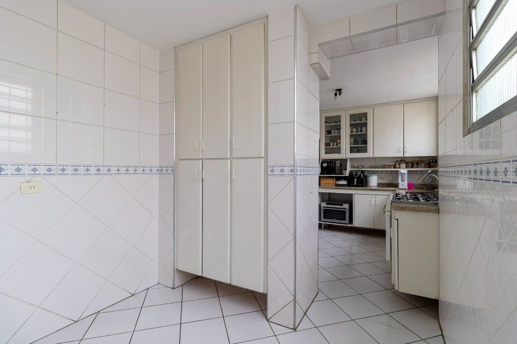 Apartamento à venda com 2 quartos, 180m² - Foto 7