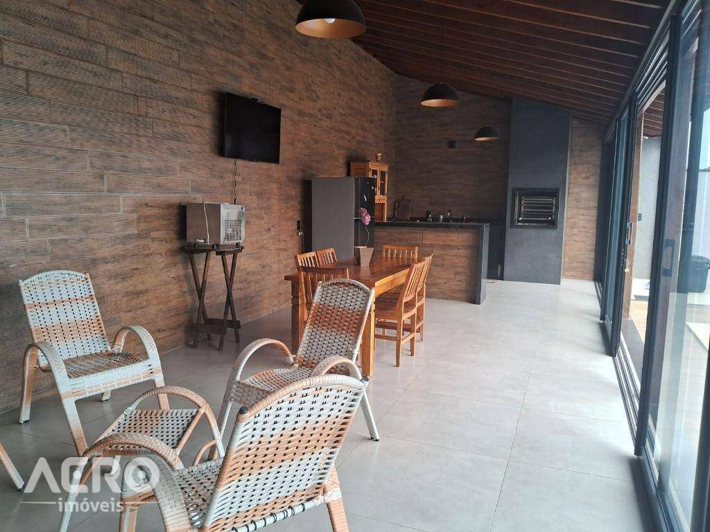 Casa à venda com 3 quartos, 231m² - Foto 26