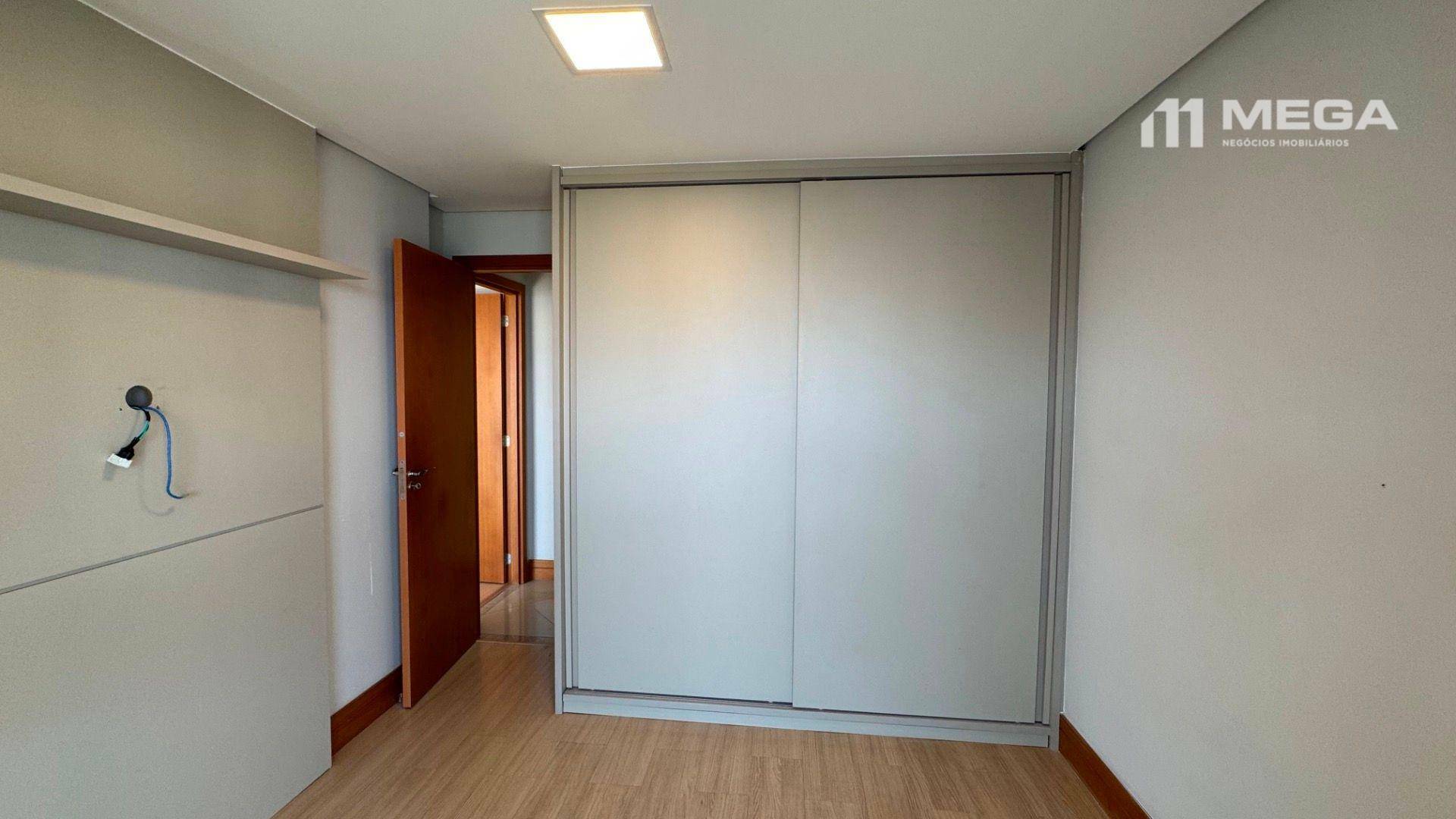 Apartamento à venda com 3 quartos, 115m² - Foto 12