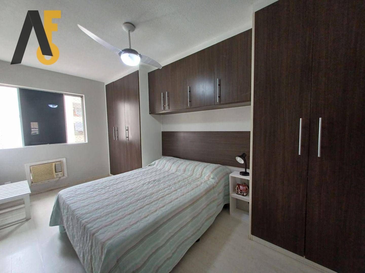 Apartamento à venda com 2 quartos, 64m² - Foto 12