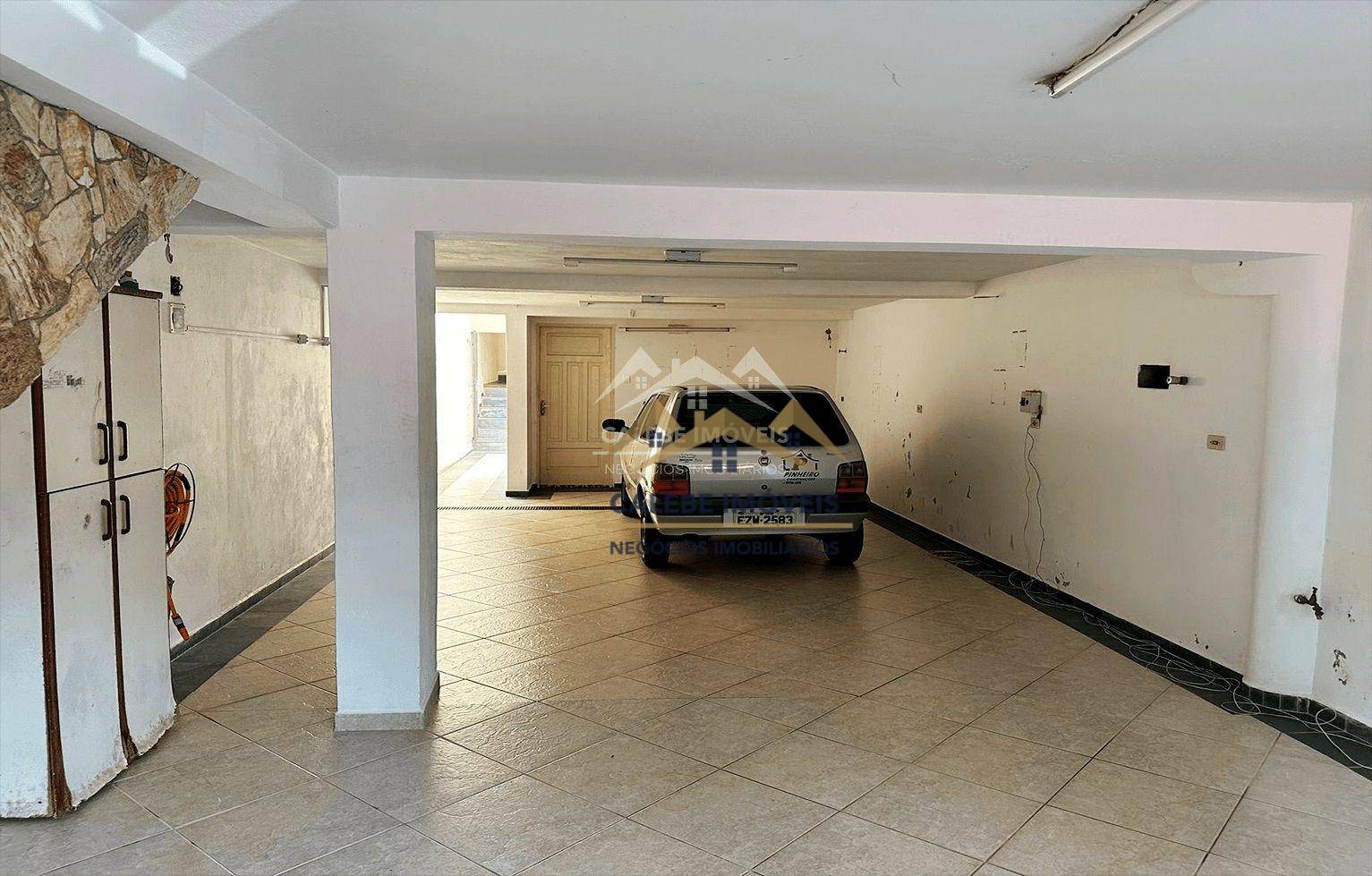 Sobrado à venda com 5 quartos, 295m² - Foto 2