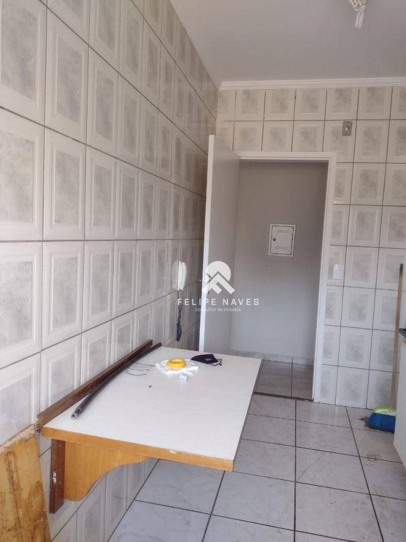 Apartamento à venda com 3 quartos, 70m² - Foto 9