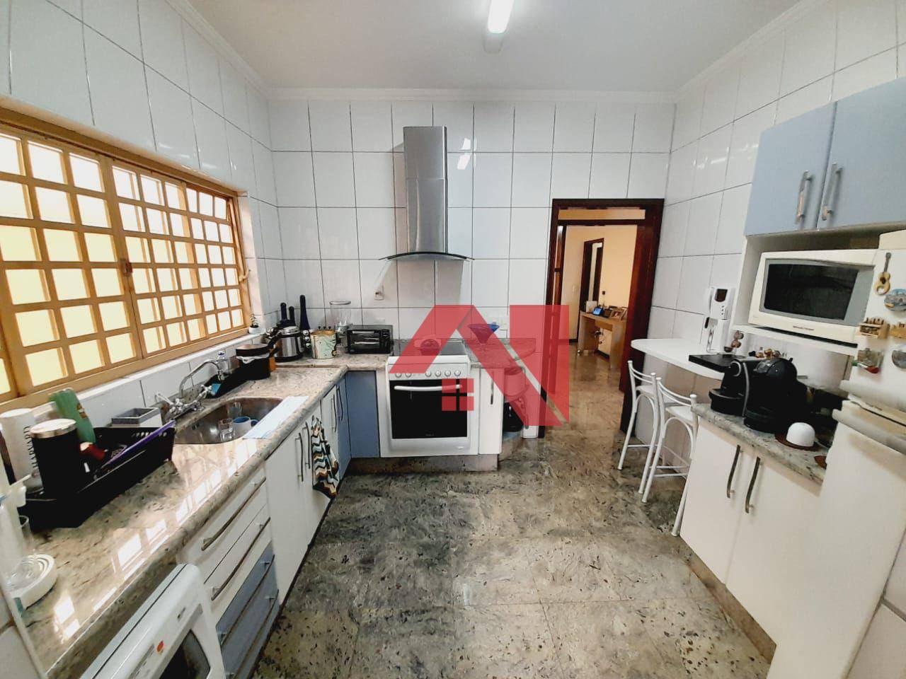 Sobrado à venda com 3 quartos, 230m² - Foto 7