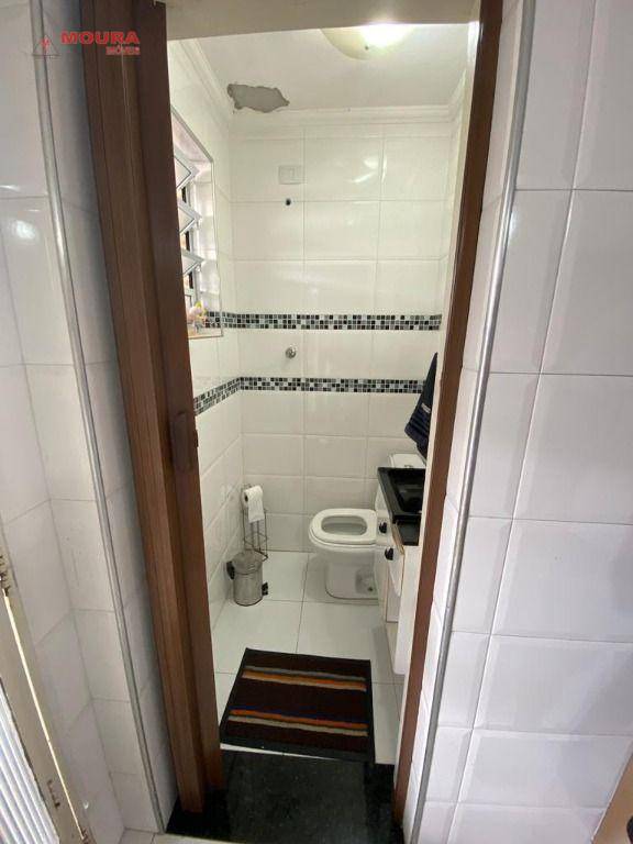 Sobrado à venda com 2 quartos, 130m² - Foto 4