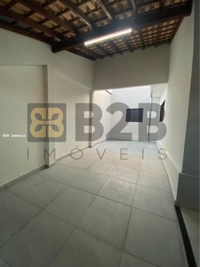 Casa à venda com 3 quartos, 180m² - Foto 17