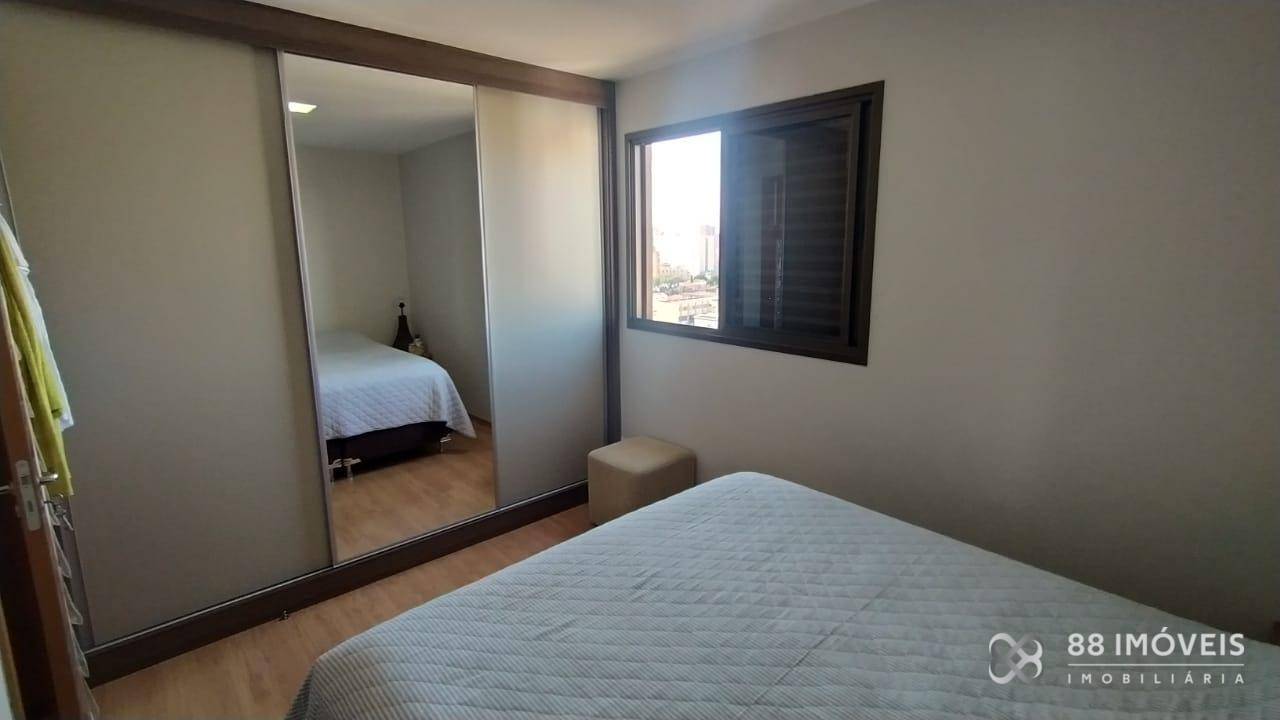 Apartamento à venda com 3 quartos, 87m² - Foto 14