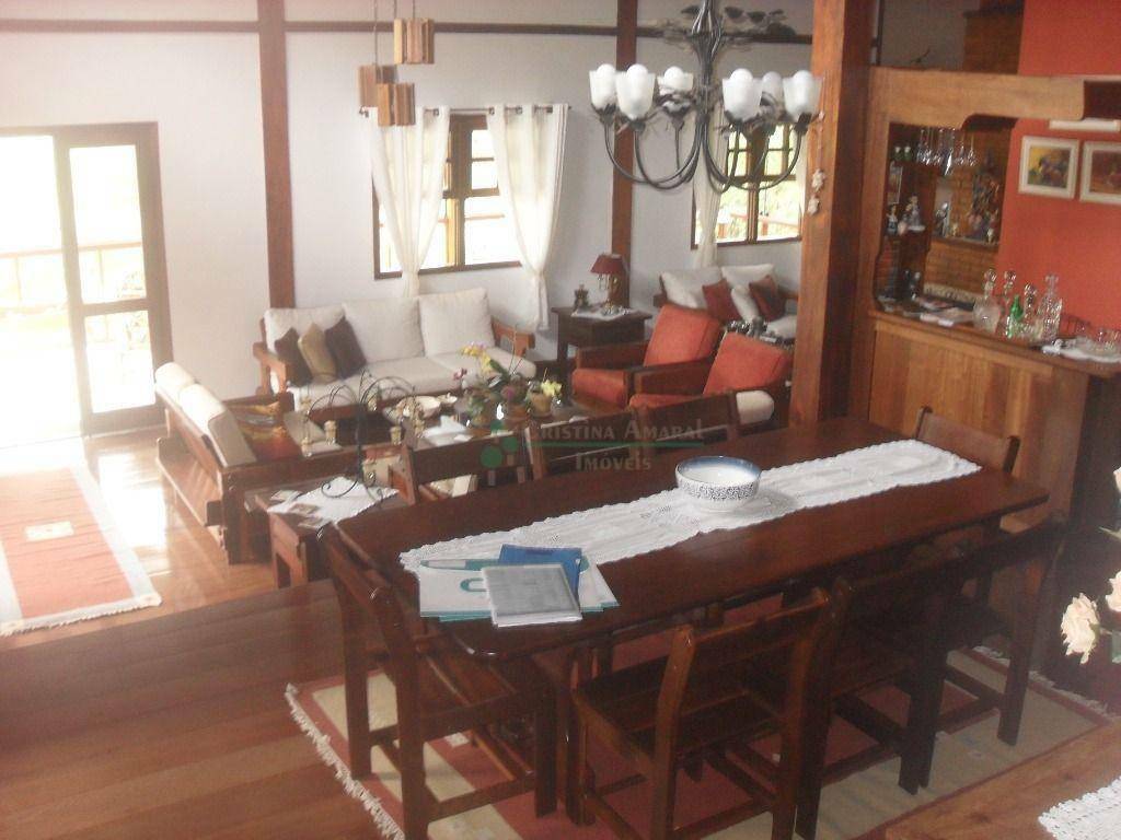 Casa de Condomínio à venda com 4 quartos, 330m² - Foto 9