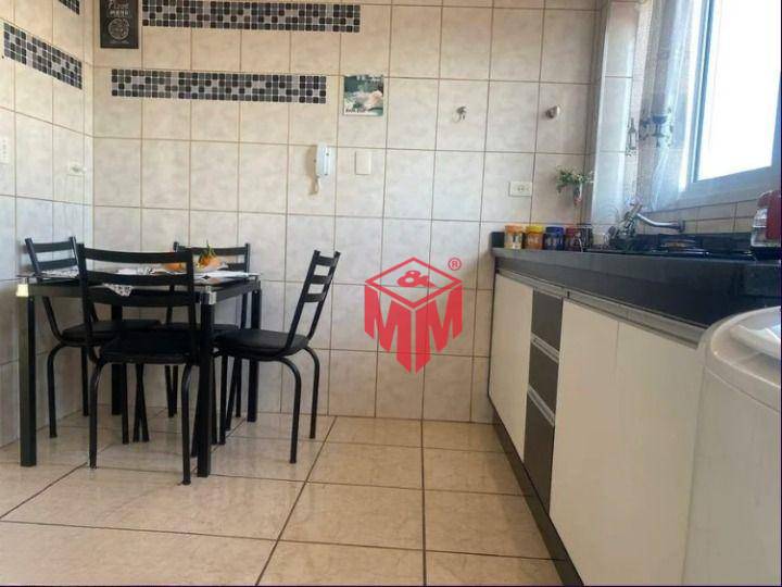 Apartamento à venda com 2 quartos, 62m² - Foto 3