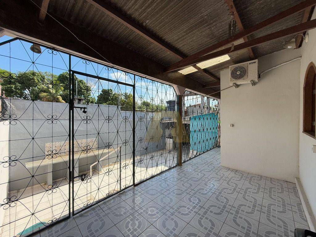 Casa para alugar com 3 quartos, 195m² - Foto 20