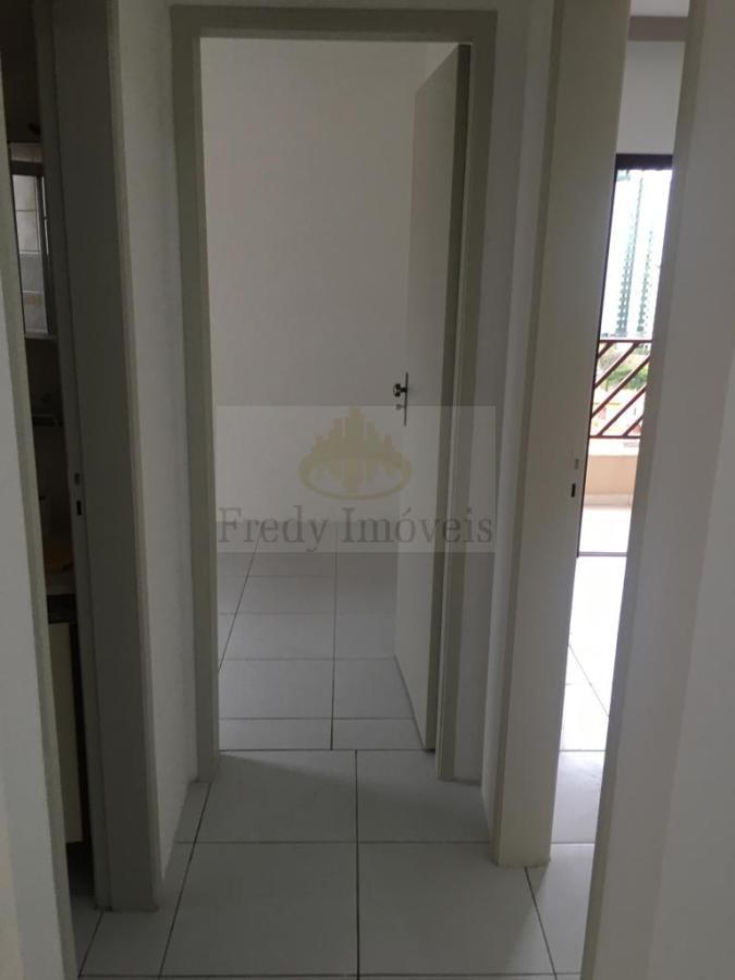 Apartamento à venda com 2 quartos, 50m² - Foto 4