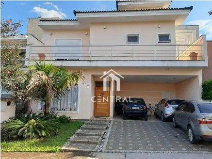 Sobrado à venda com 4 quartos, 267m² - Foto 1