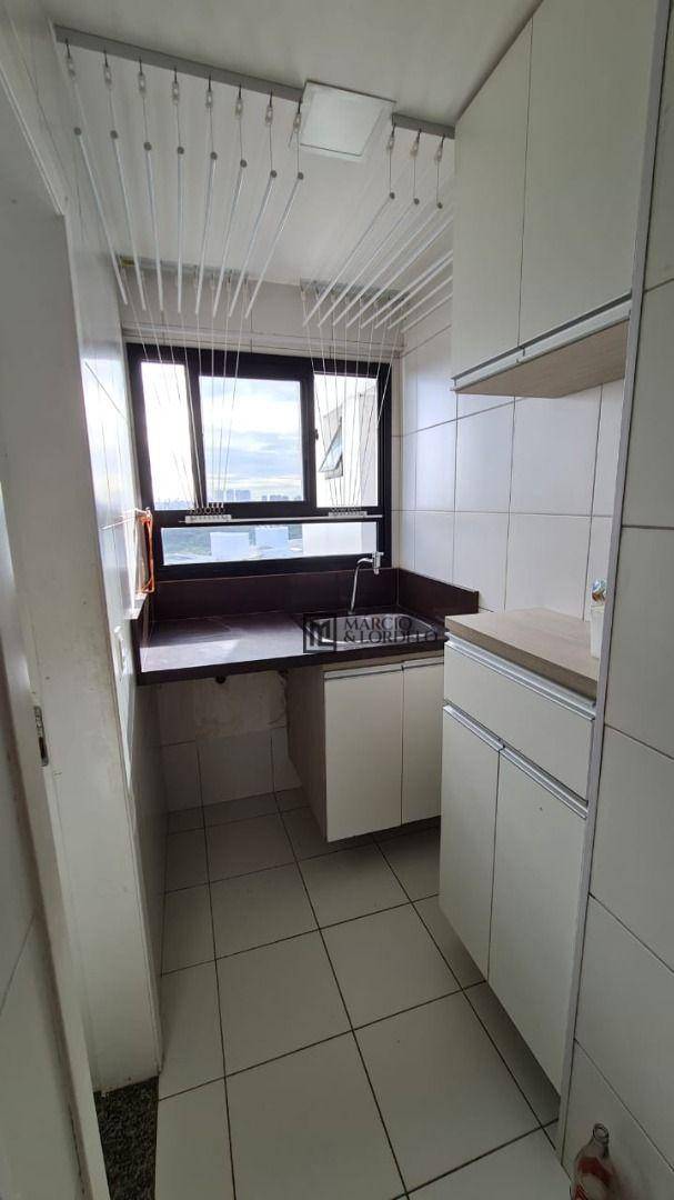 Apartamento à venda com 3 quartos, 72m² - Foto 3