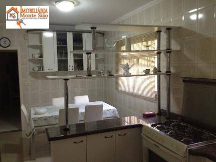 Sobrado à venda com 3 quartos, 180m² - Foto 5