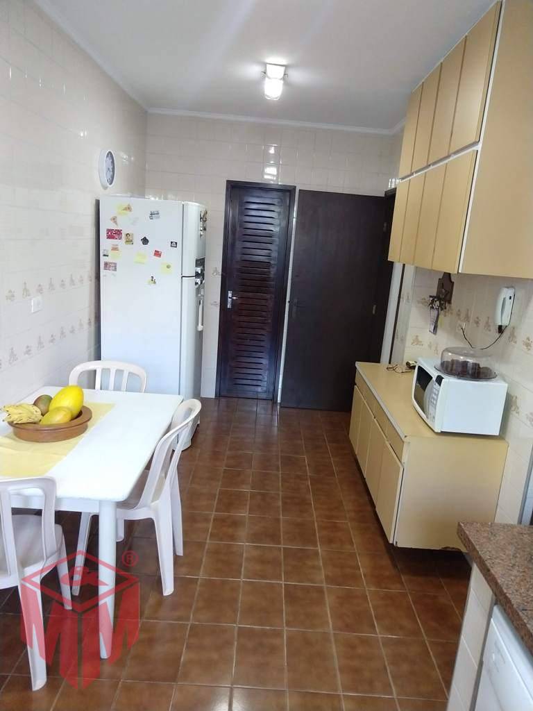 Sobrado à venda com 4 quartos, 490m² - Foto 19