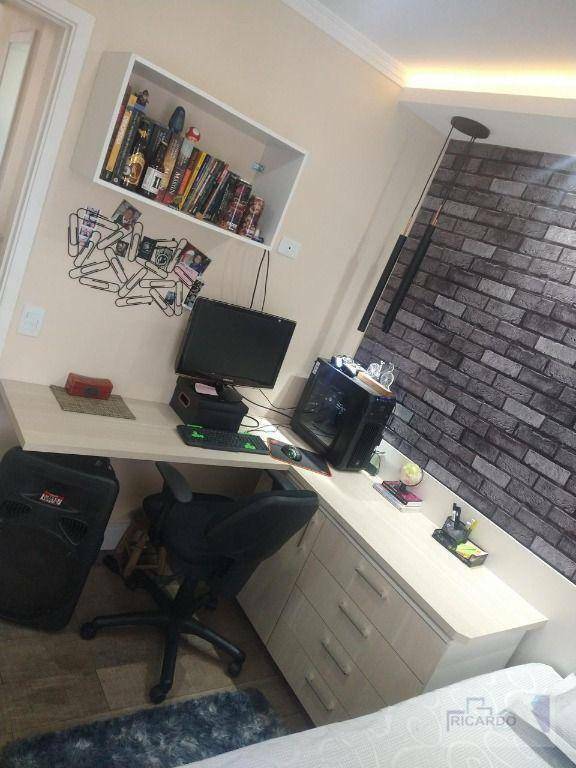 Apartamento à venda com 3 quartos, 68m² - Foto 13