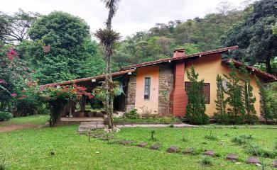Sítio à venda com 3 quartos, 100000m² - Foto 5