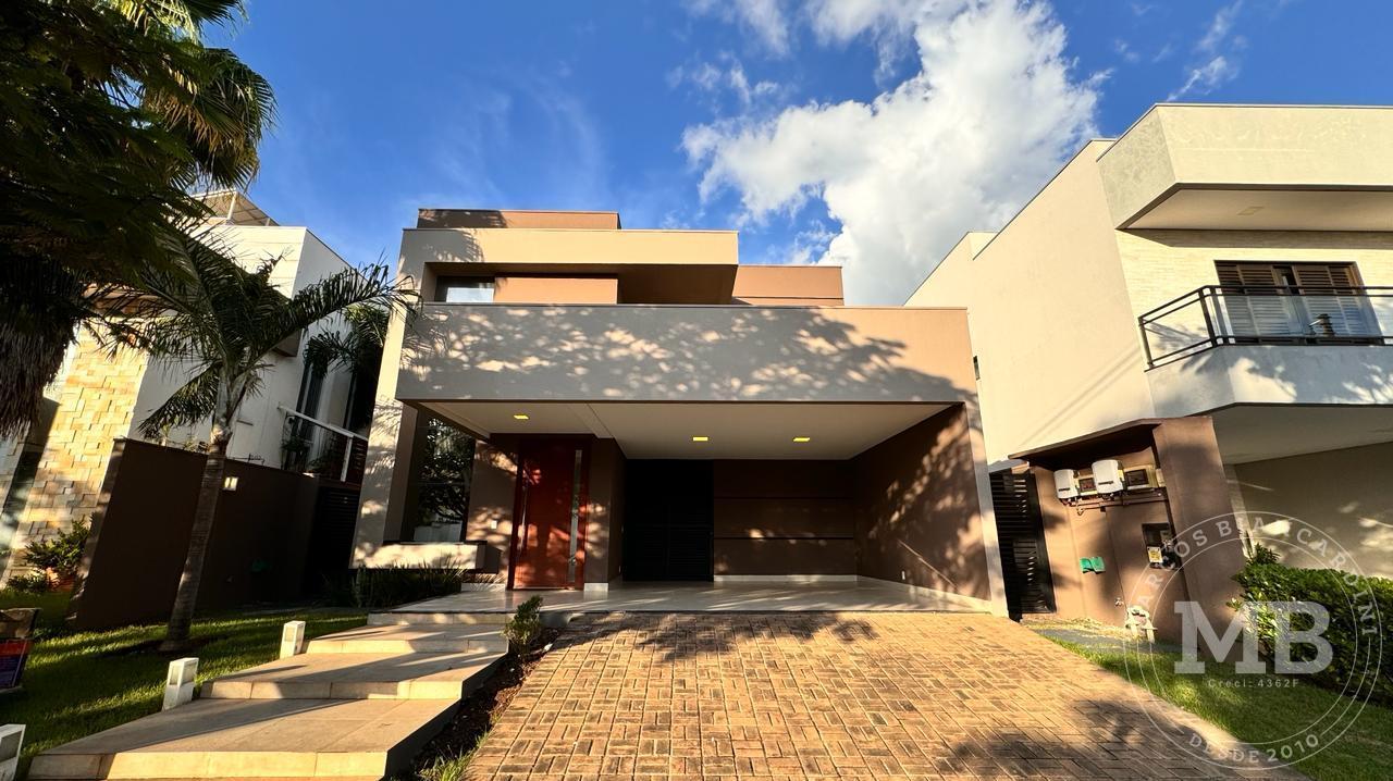 Casa de Condomínio à venda com 3 quartos, 237m² - Foto 1