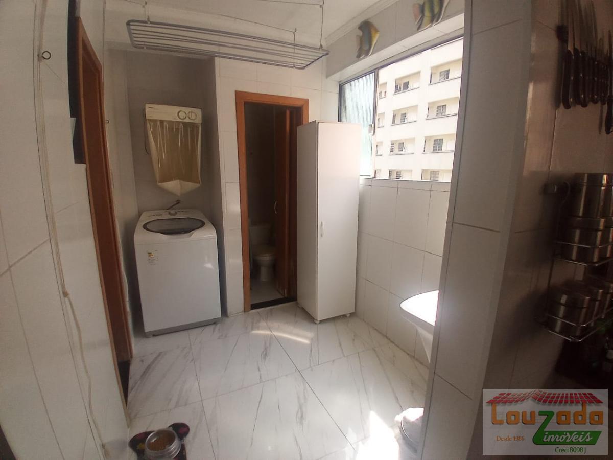 Apartamento à venda com 3 quartos, 125m² - Foto 11