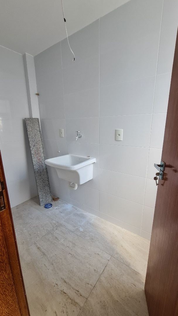 Cobertura à venda com 4 quartos, 200m² - Foto 6