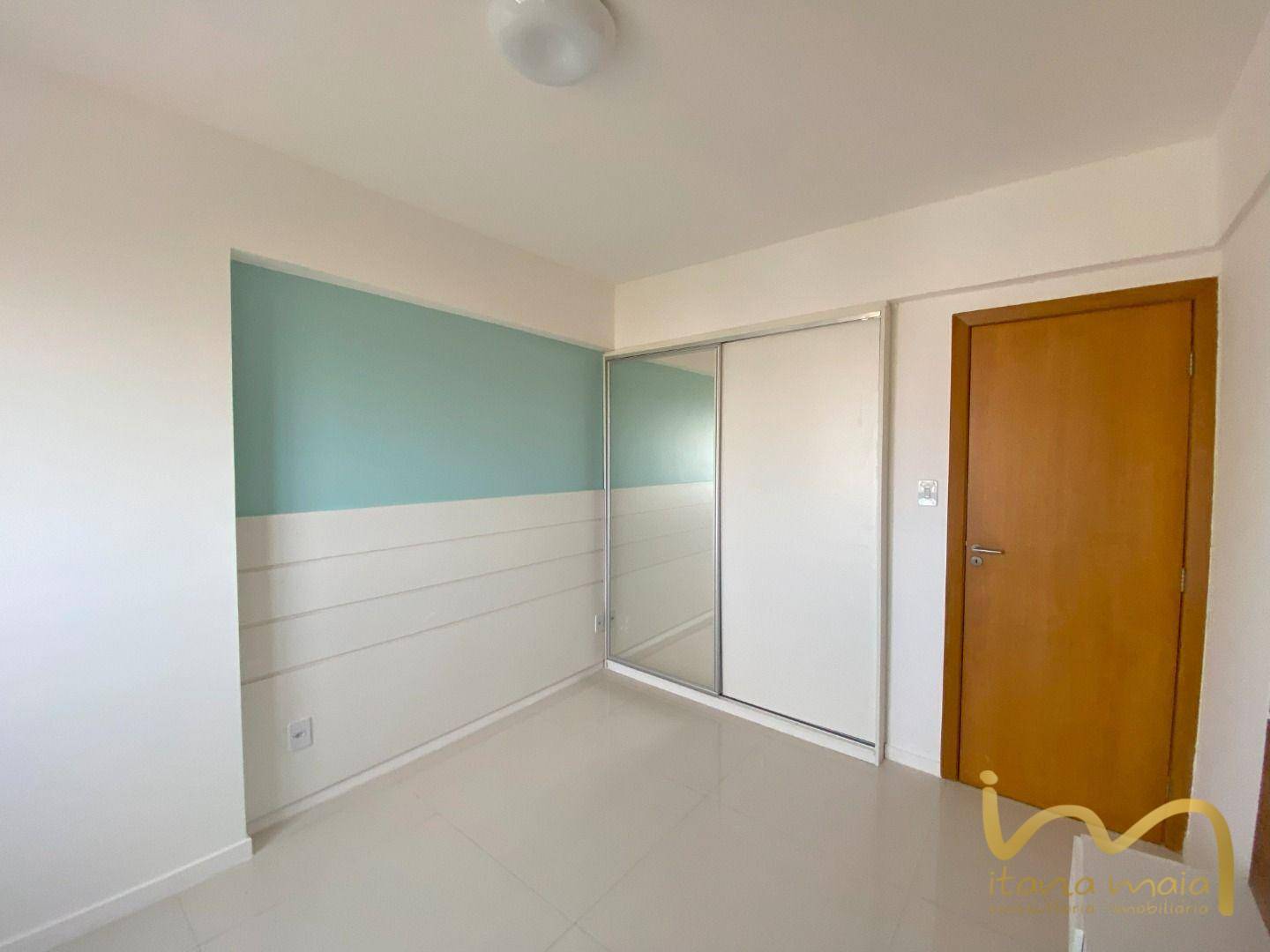 Apartamento para alugar com 3 quartos, 72m² - Foto 4