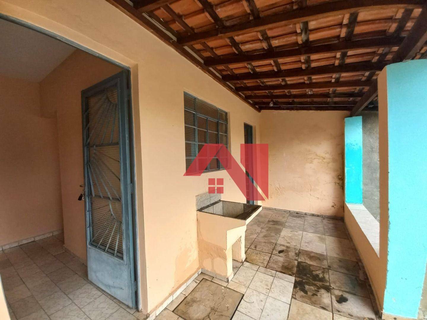 Casa à venda com 2 quartos, 50m² - Foto 8