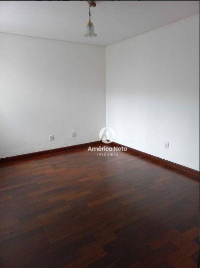 Sobrado à venda com 3 quartos, 250m² - Foto 8