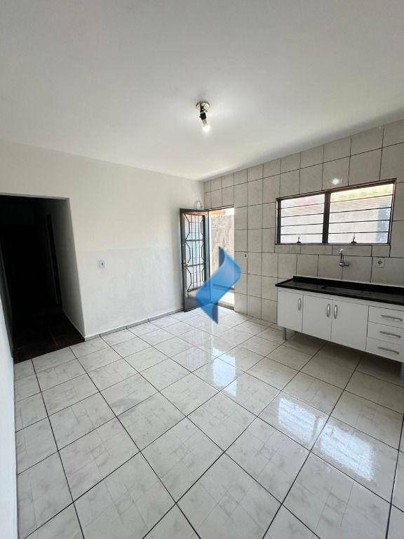 Casa à venda com 3 quartos, 103m² - Foto 6