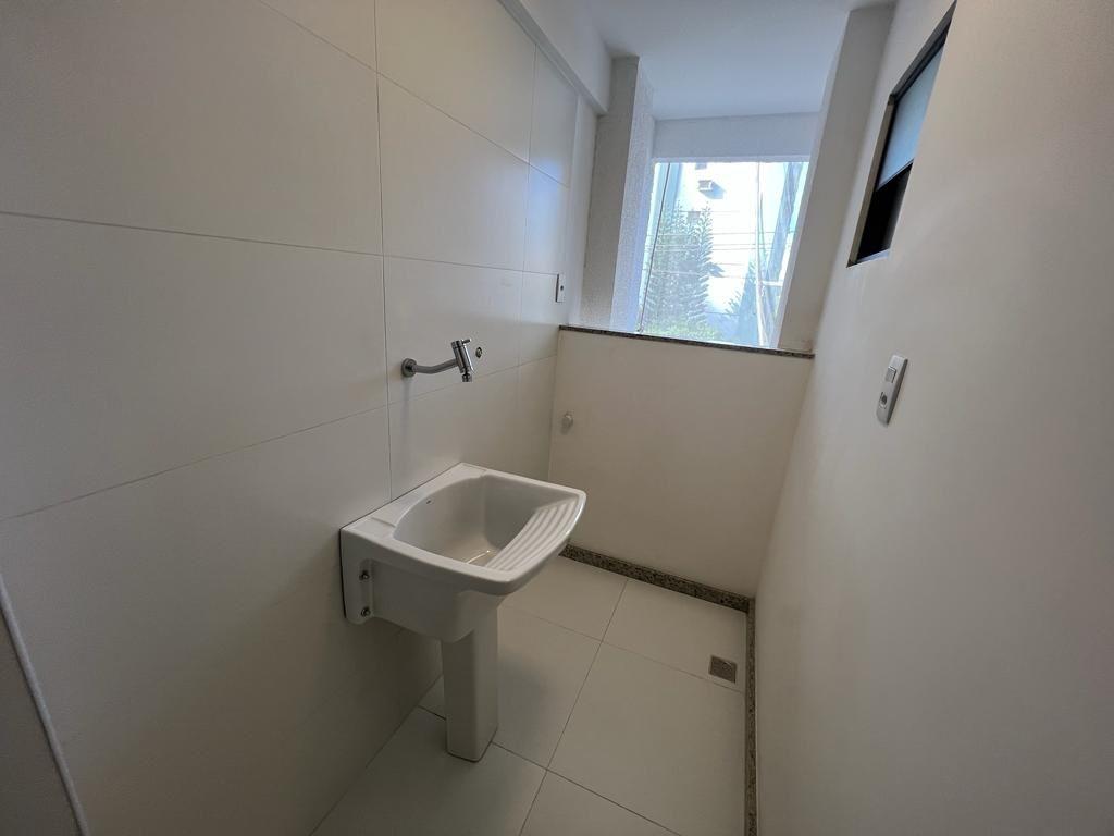 Apartamento à venda com 2 quartos, 58m² - Foto 13