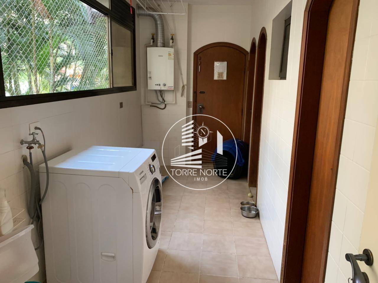 Apartamento à venda com 4 quartos, 267m² - Foto 29