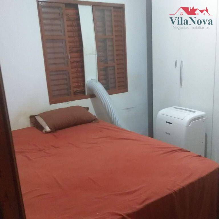 Casa à venda com 3 quartos, 132m² - Foto 2