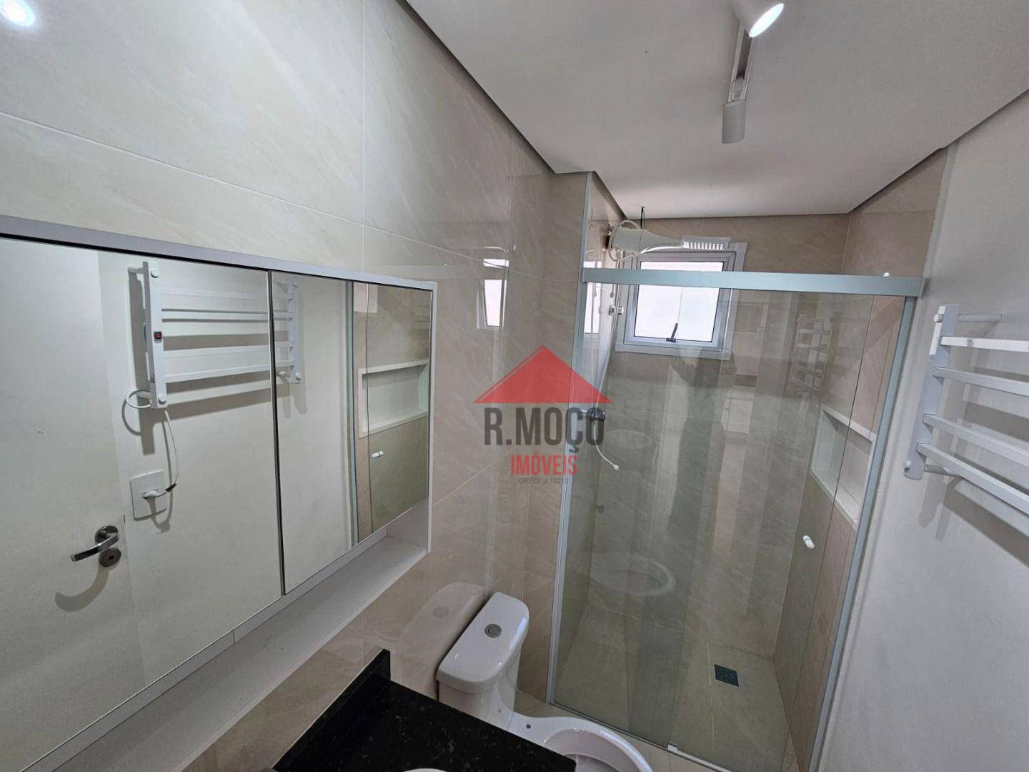 Apartamento para alugar com 2 quartos, 32m² - Foto 13