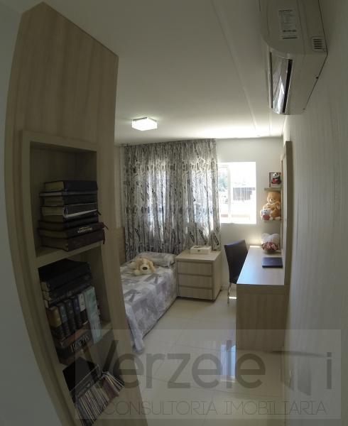 Apartamento à venda com 3 quartos, 140m² - Foto 29