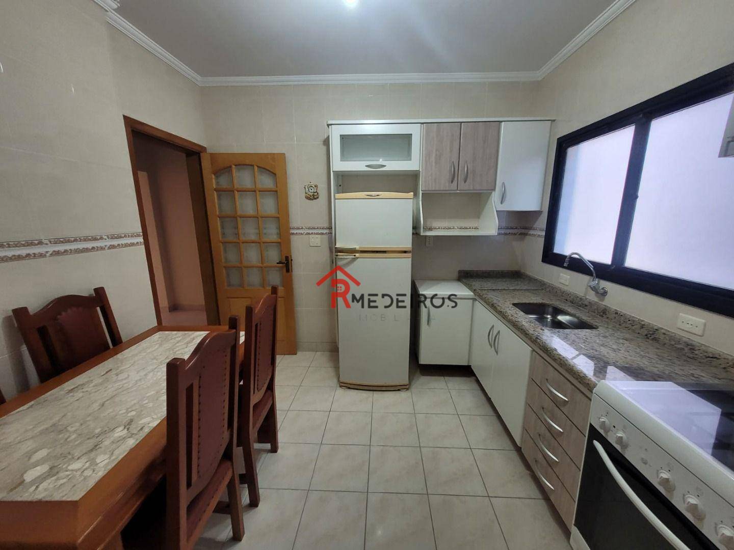 Apartamento à venda com 3 quartos, 118m² - Foto 9