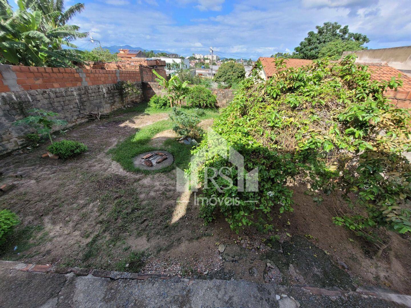Casa à venda com 3 quartos, 60m² - Foto 8