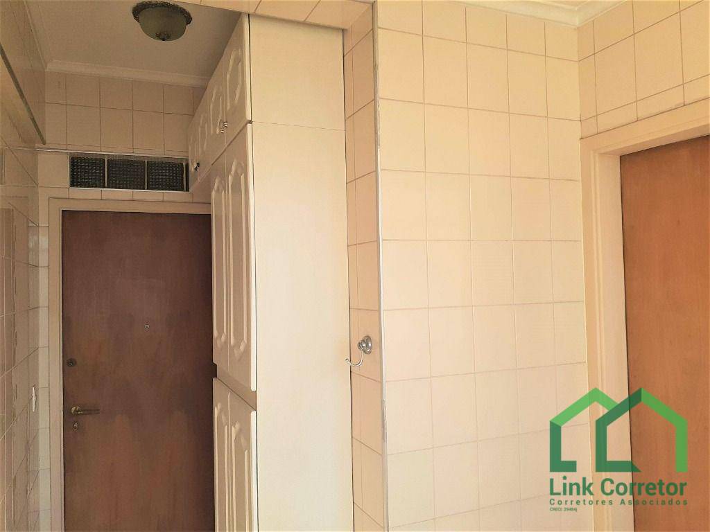 Apartamento à venda com 2 quartos, 80m² - Foto 18