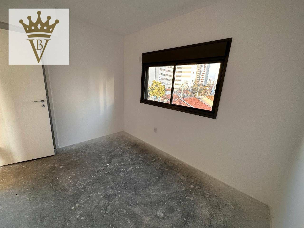 Apartamento à venda com 4 quartos, 156m² - Foto 4