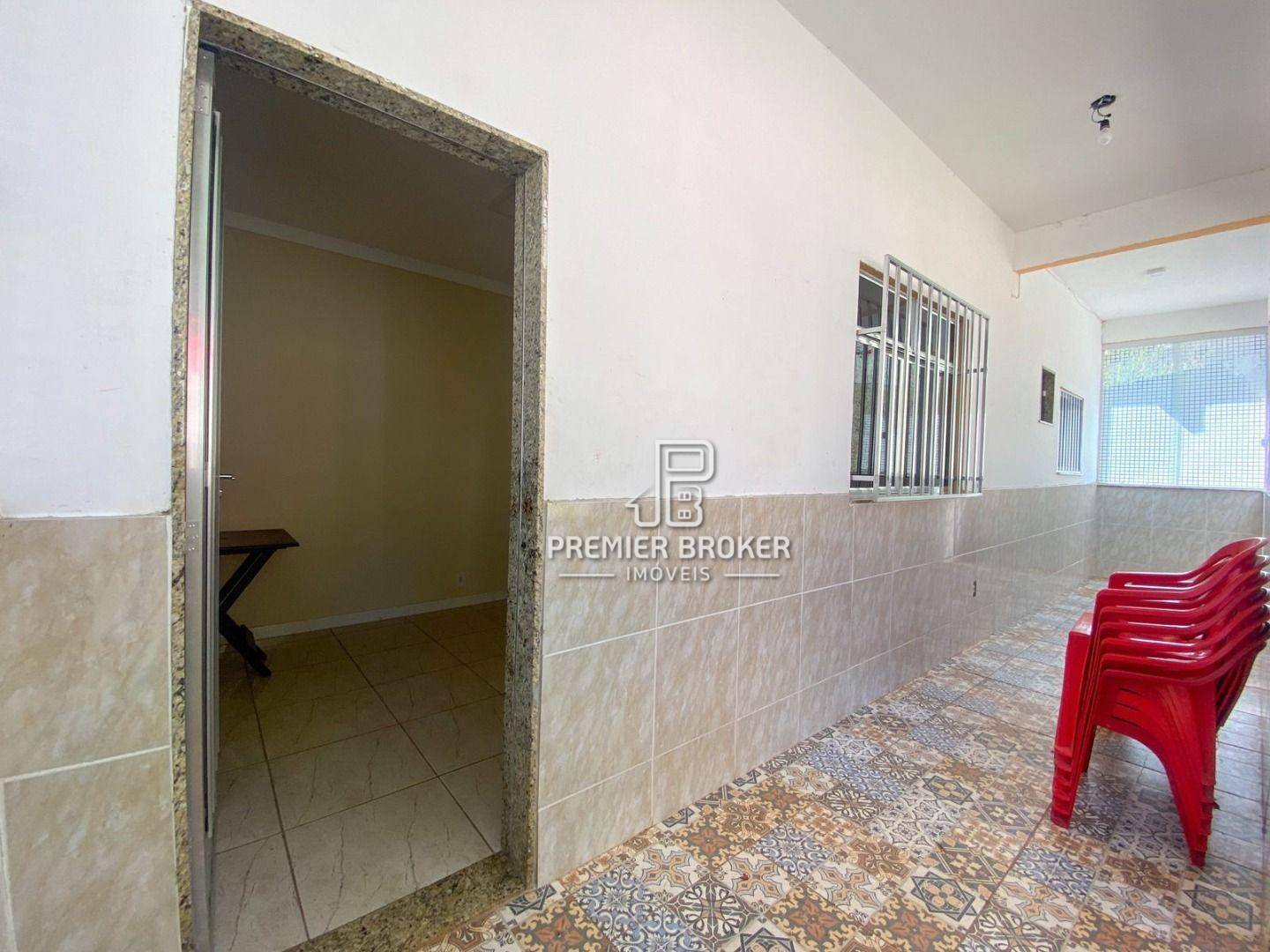 Casa à venda com 2 quartos, 95m² - Foto 2