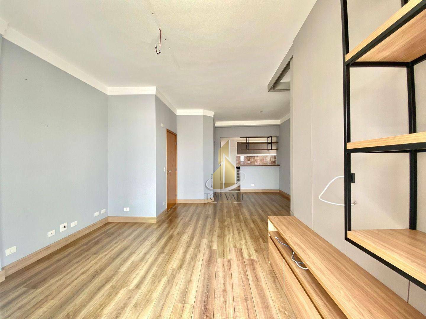 Apartamento à venda com 3 quartos, 120m² - Foto 1