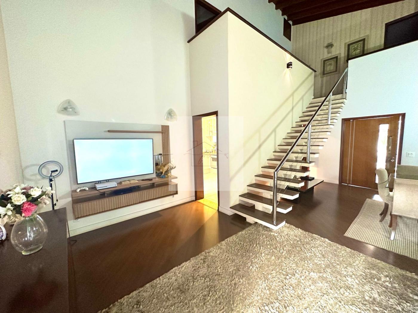 Casa à venda com 3 quartos, 300m² - Foto 5