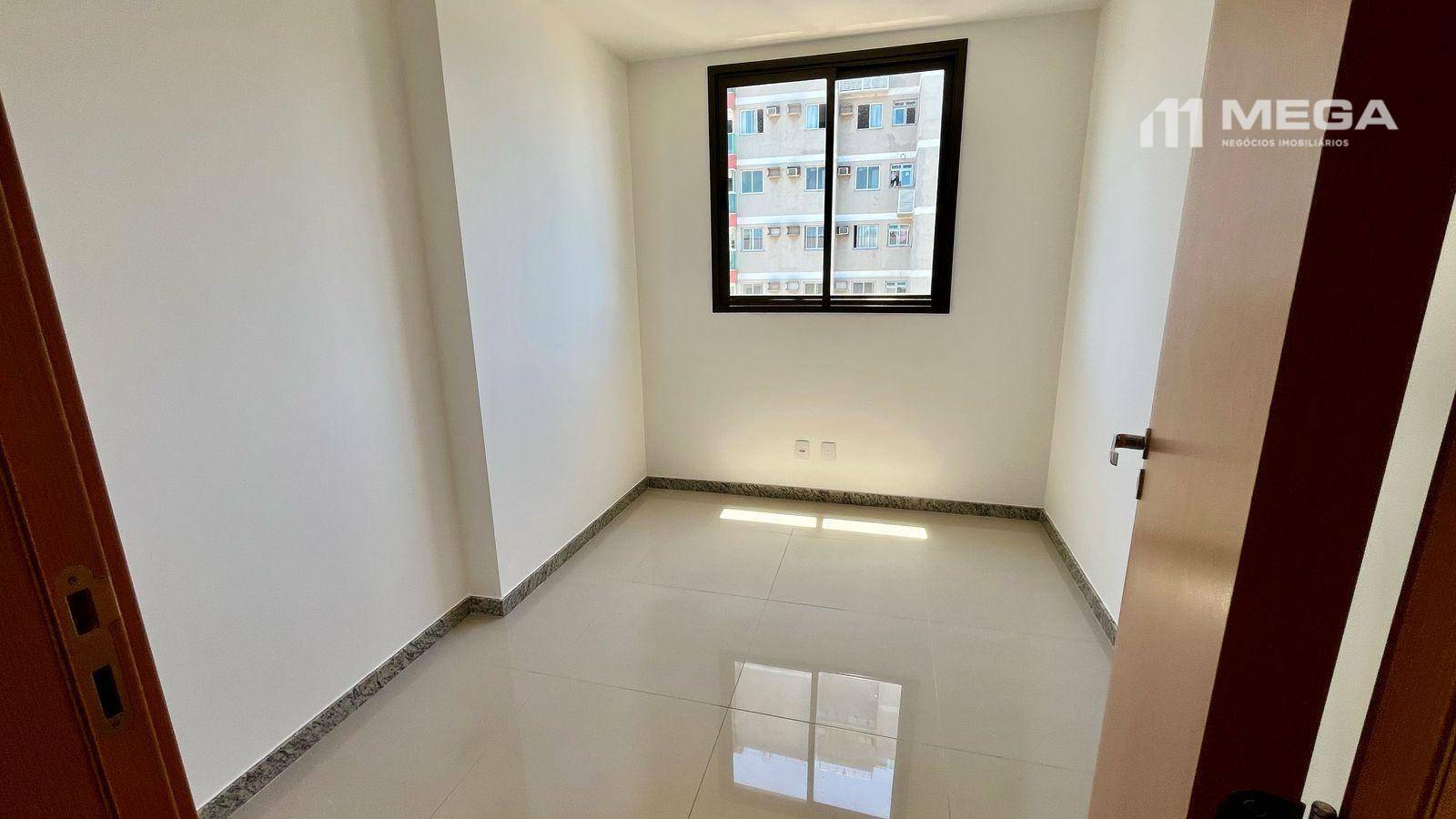 Apartamento à venda com 3 quartos, 70m² - Foto 1