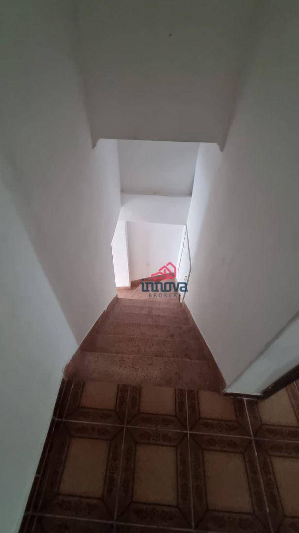 Casa para alugar com 3 quartos, 140m² - Foto 21