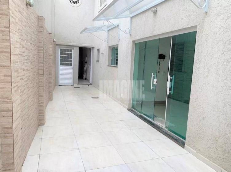 Casa à venda com 4 quartos, 280m² - Foto 2