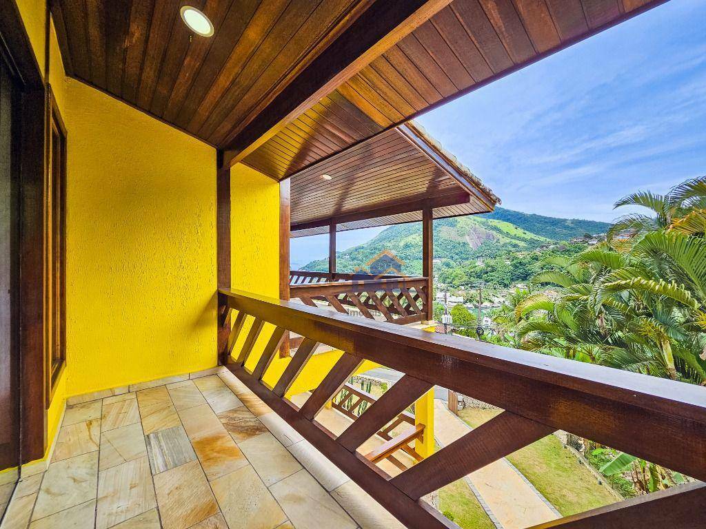 Casa de Condomínio à venda com 8 quartos, 600m² - Foto 32