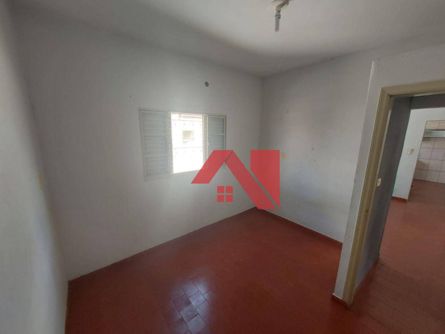 Casa para alugar com 2 quartos, 90m² - Foto 16