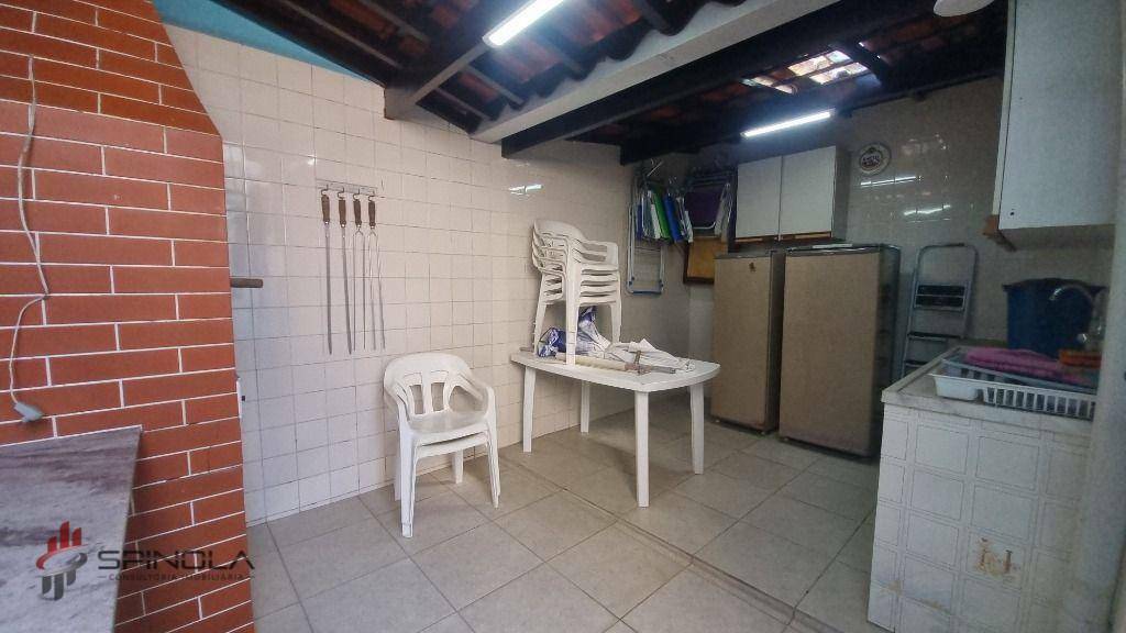 Casa à venda com 2 quartos, 89m² - Foto 30