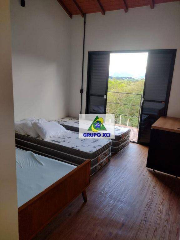 Casa de Condomínio à venda com 4 quartos, 250m² - Foto 19