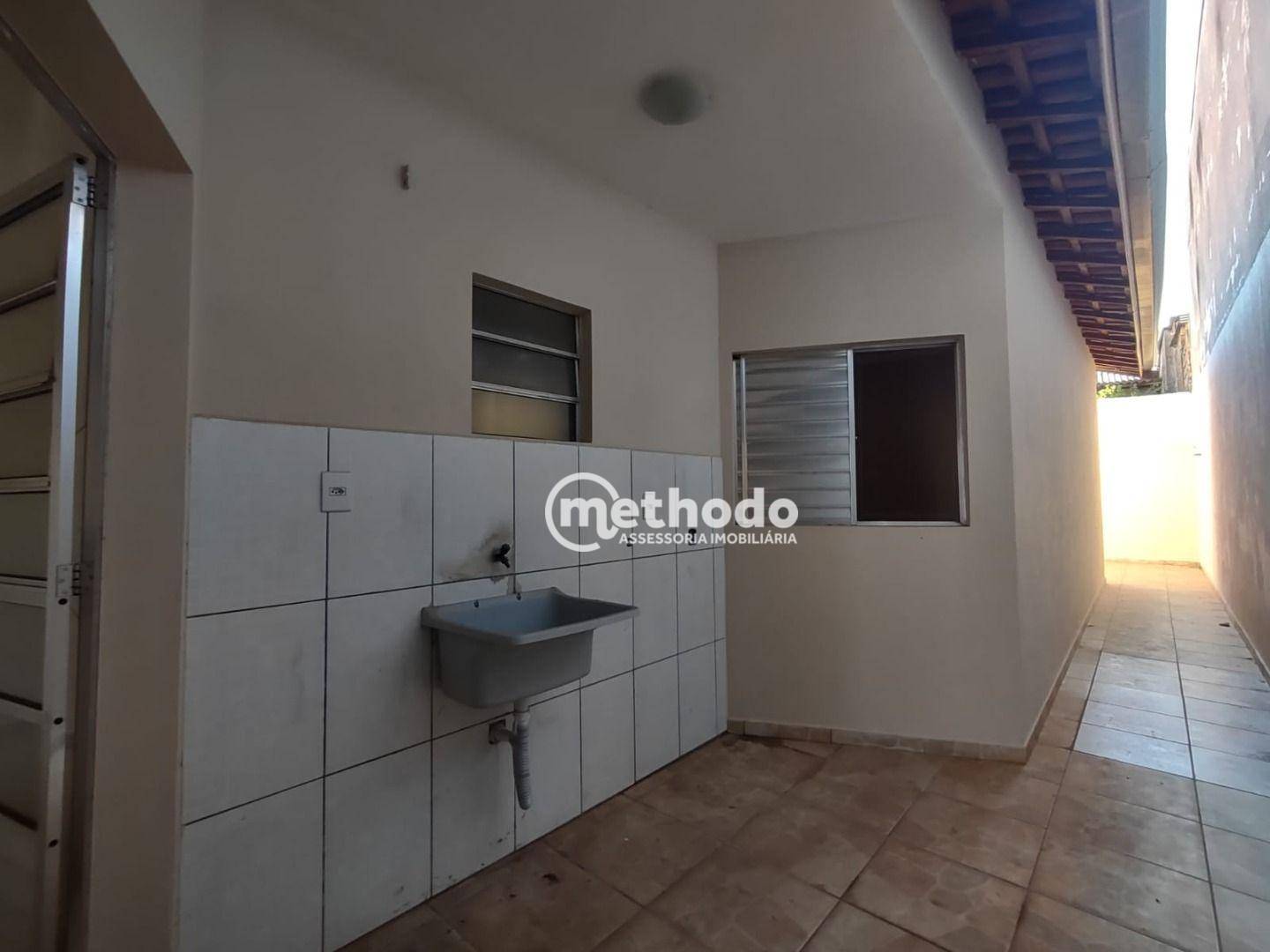 Casa à venda com 2 quartos, 90m² - Foto 12