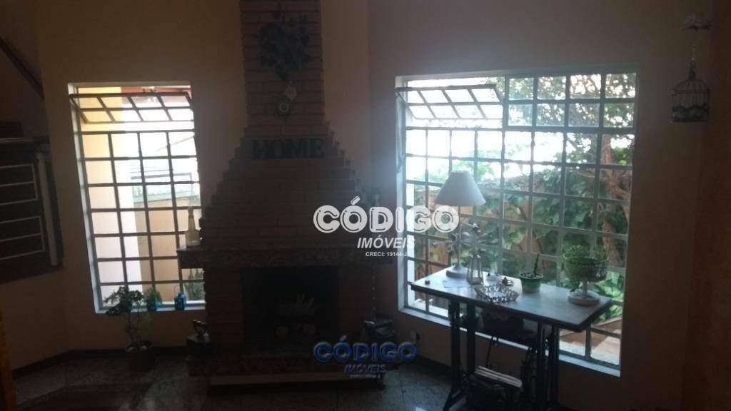 Sobrado à venda com 3 quartos, 236m² - Foto 22