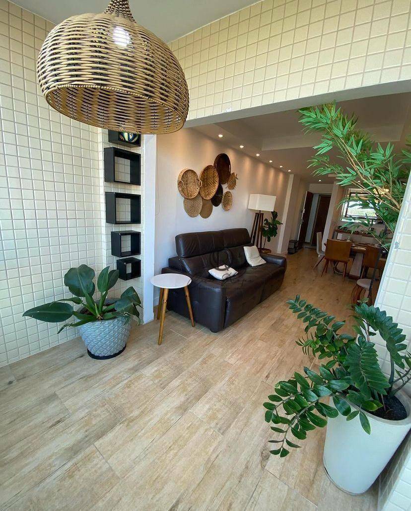 Apartamento à venda com 2 quartos, 100m² - Foto 2